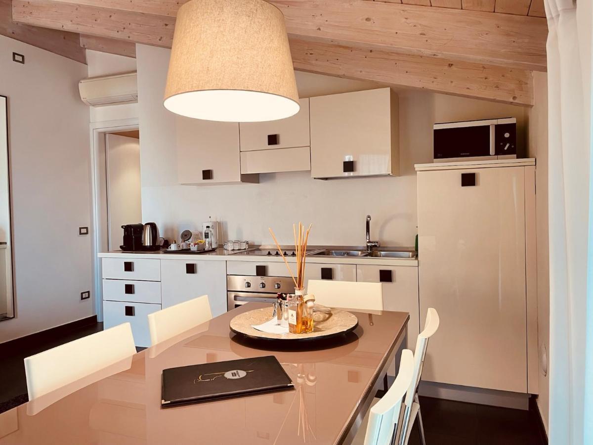 Residence Del Lago Ντεζεντσάνο ντελ Γκάρντα Εξωτερικό φωτογραφία