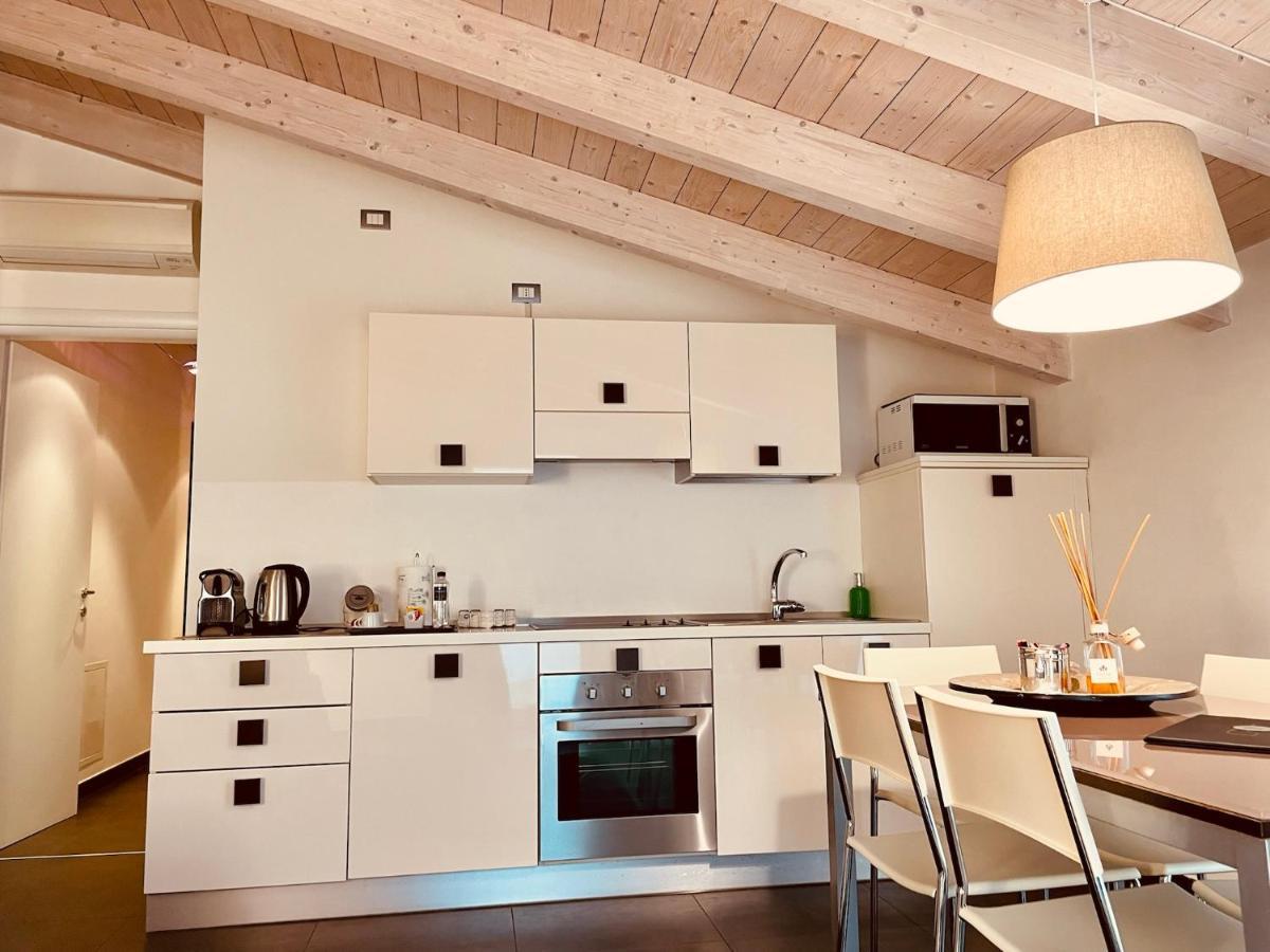 Residence Del Lago Ντεζεντσάνο ντελ Γκάρντα Εξωτερικό φωτογραφία