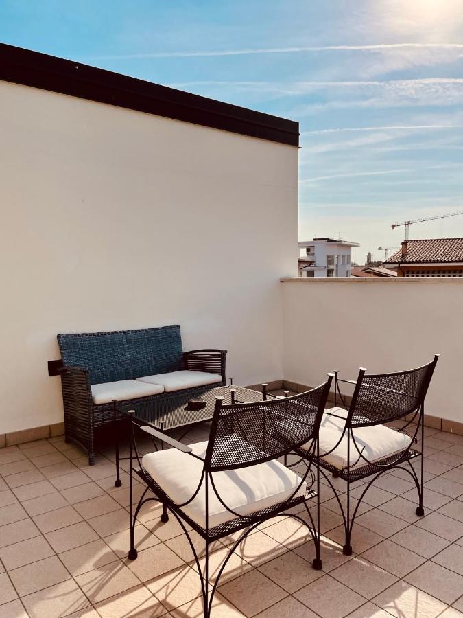 Residence Del Lago Ντεζεντσάνο ντελ Γκάρντα Εξωτερικό φωτογραφία