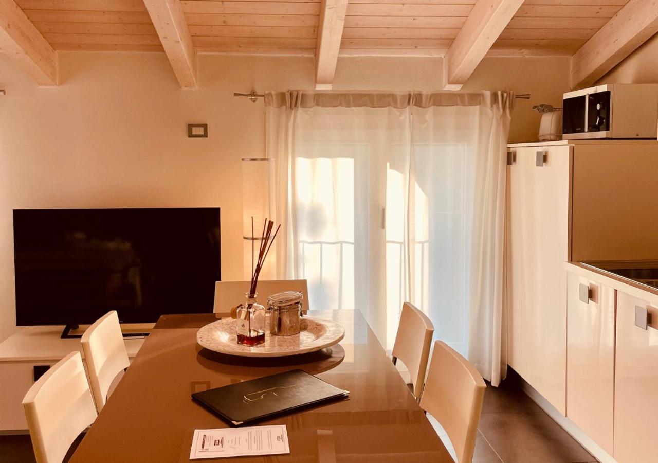Residence Del Lago Ντεζεντσάνο ντελ Γκάρντα Εξωτερικό φωτογραφία