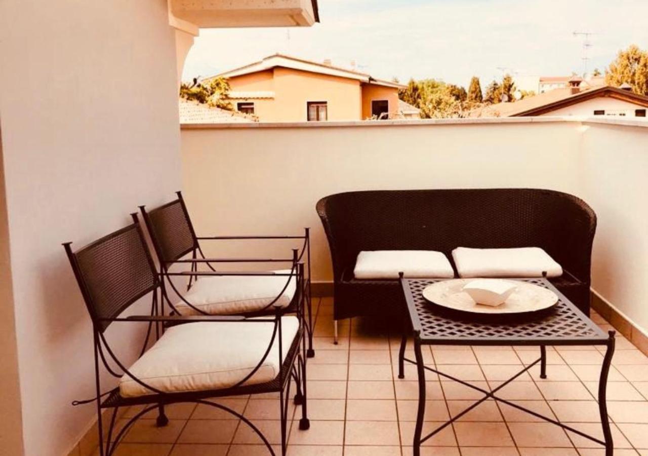 Residence Del Lago Ντεζεντσάνο ντελ Γκάρντα Εξωτερικό φωτογραφία
