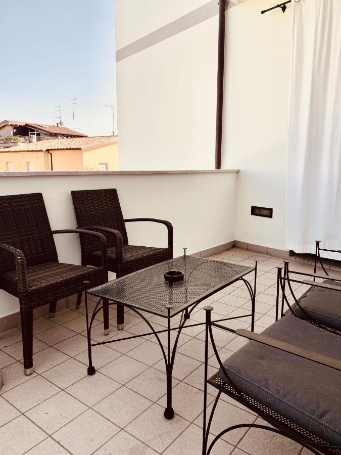 Residence Del Lago Ντεζεντσάνο ντελ Γκάρντα Εξωτερικό φωτογραφία