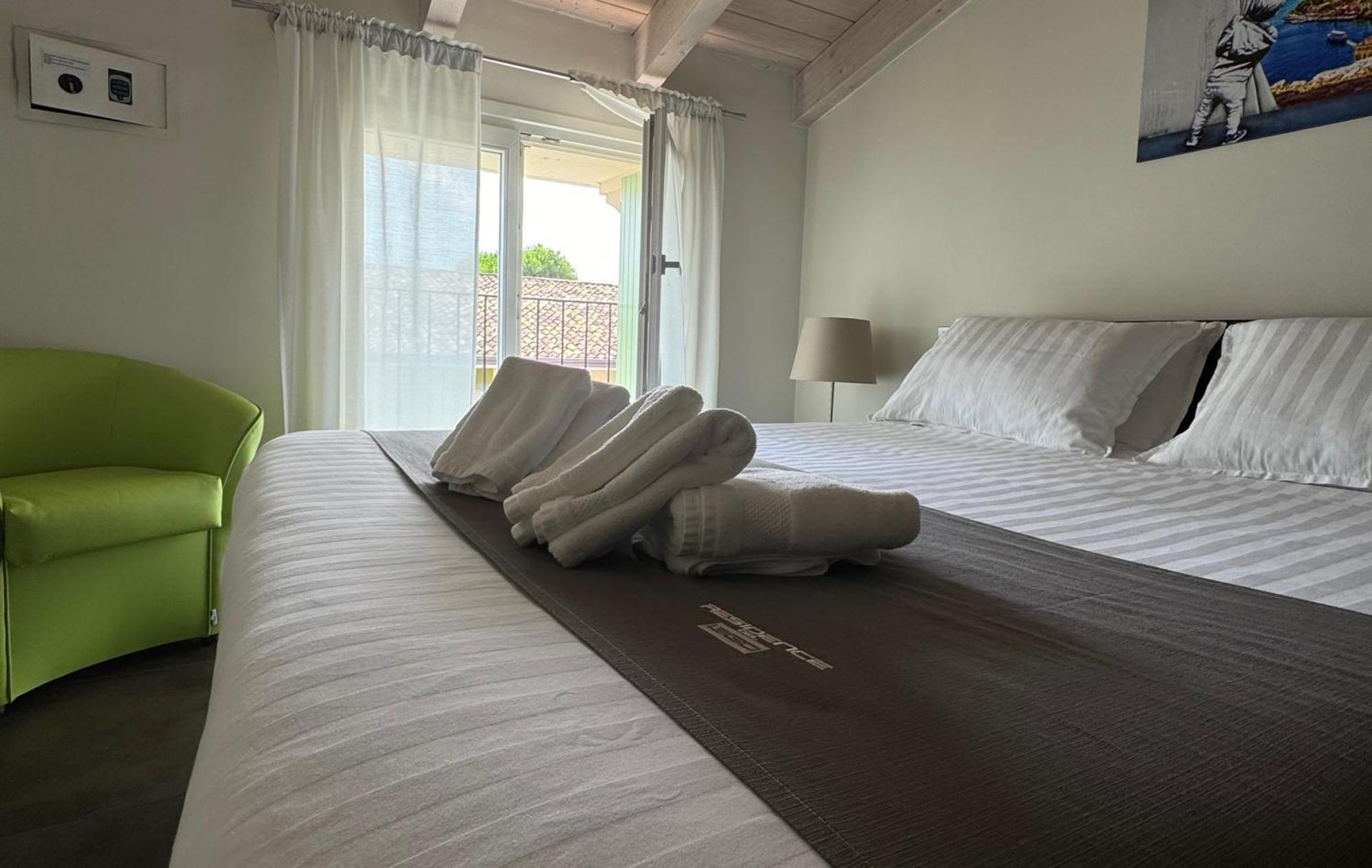 Residence Del Lago Ντεζεντσάνο ντελ Γκάρντα Εξωτερικό φωτογραφία